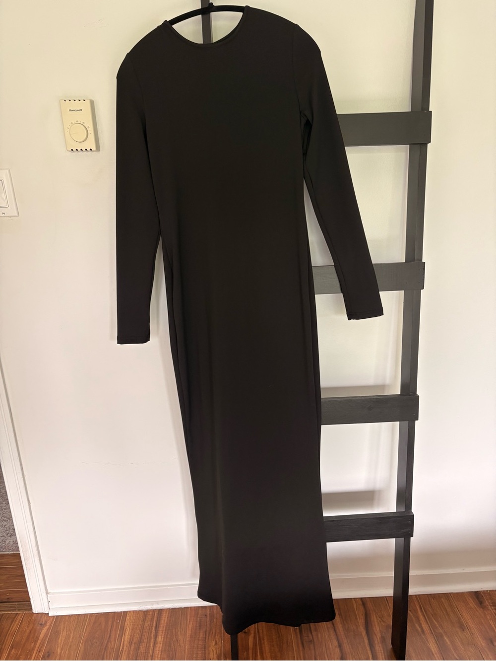 Missguided Black Long Sleeve Maxi Dress